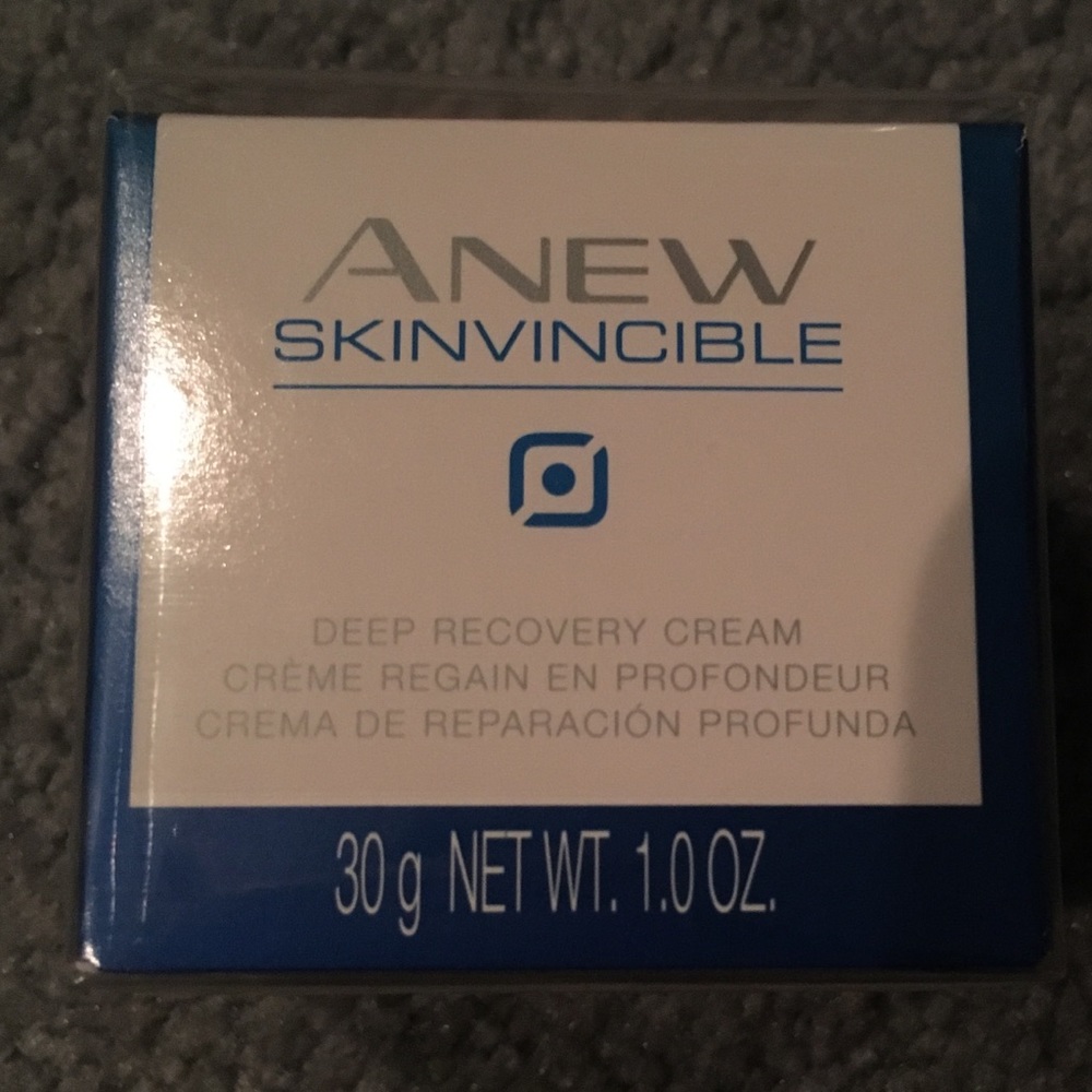 🧖🏼‍♀️ Avon Anew Skinvincible 🧖🏼‍♀️